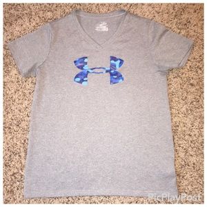 UNDER ARMOUR HEAT GEAR SHIRT⭐️